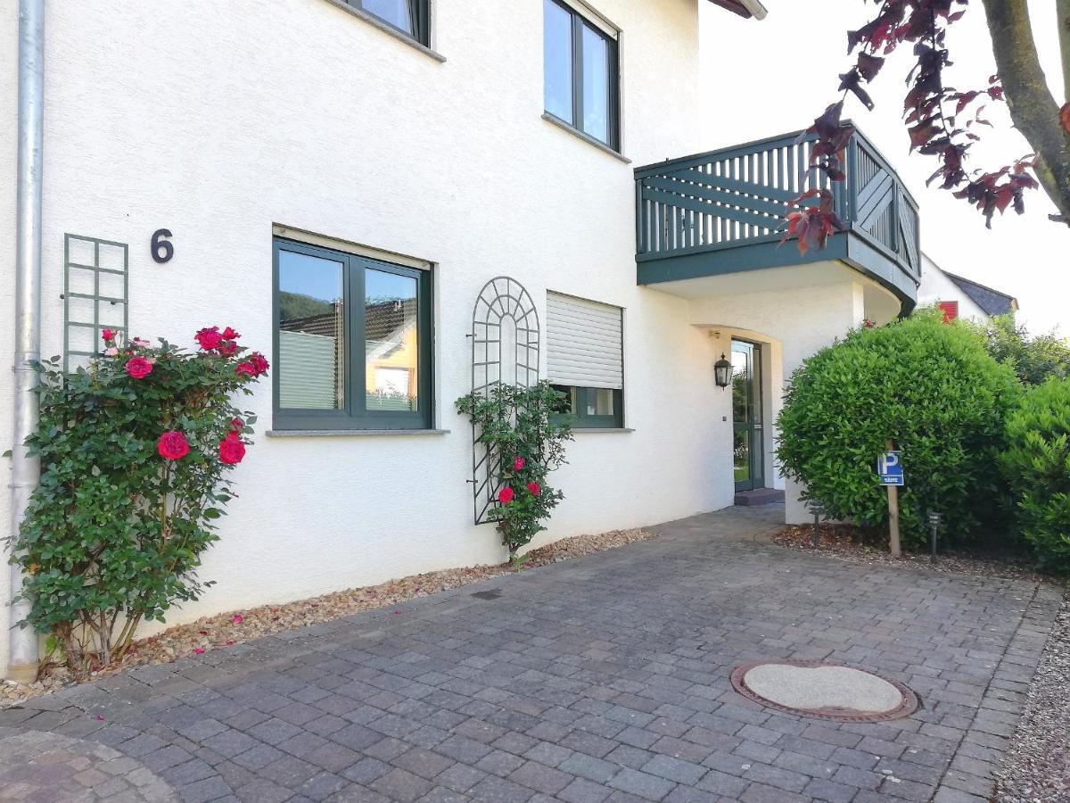 Ferienwohnung Am Edelberg Enkirch Bagian luar foto